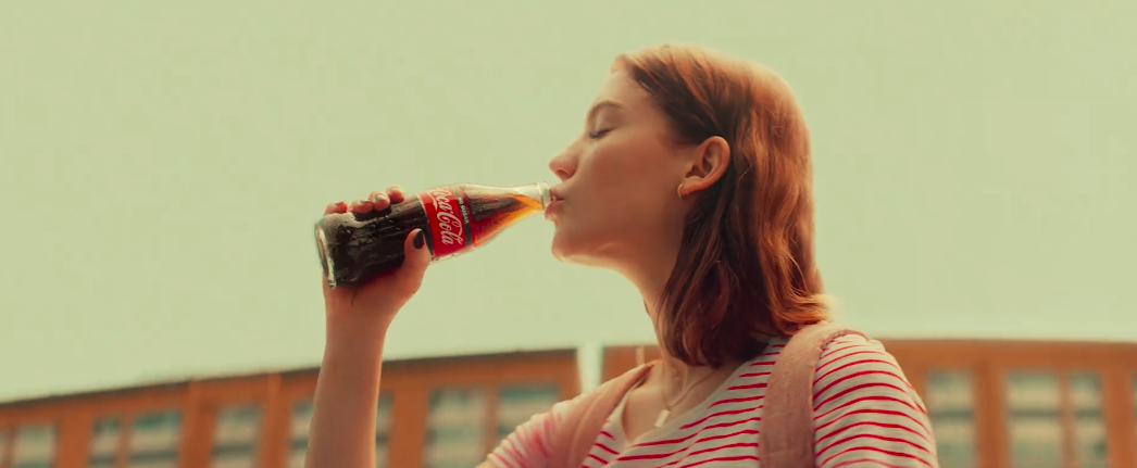 《复联4》上映，你与超级英雄之间只差一瓶可口可乐