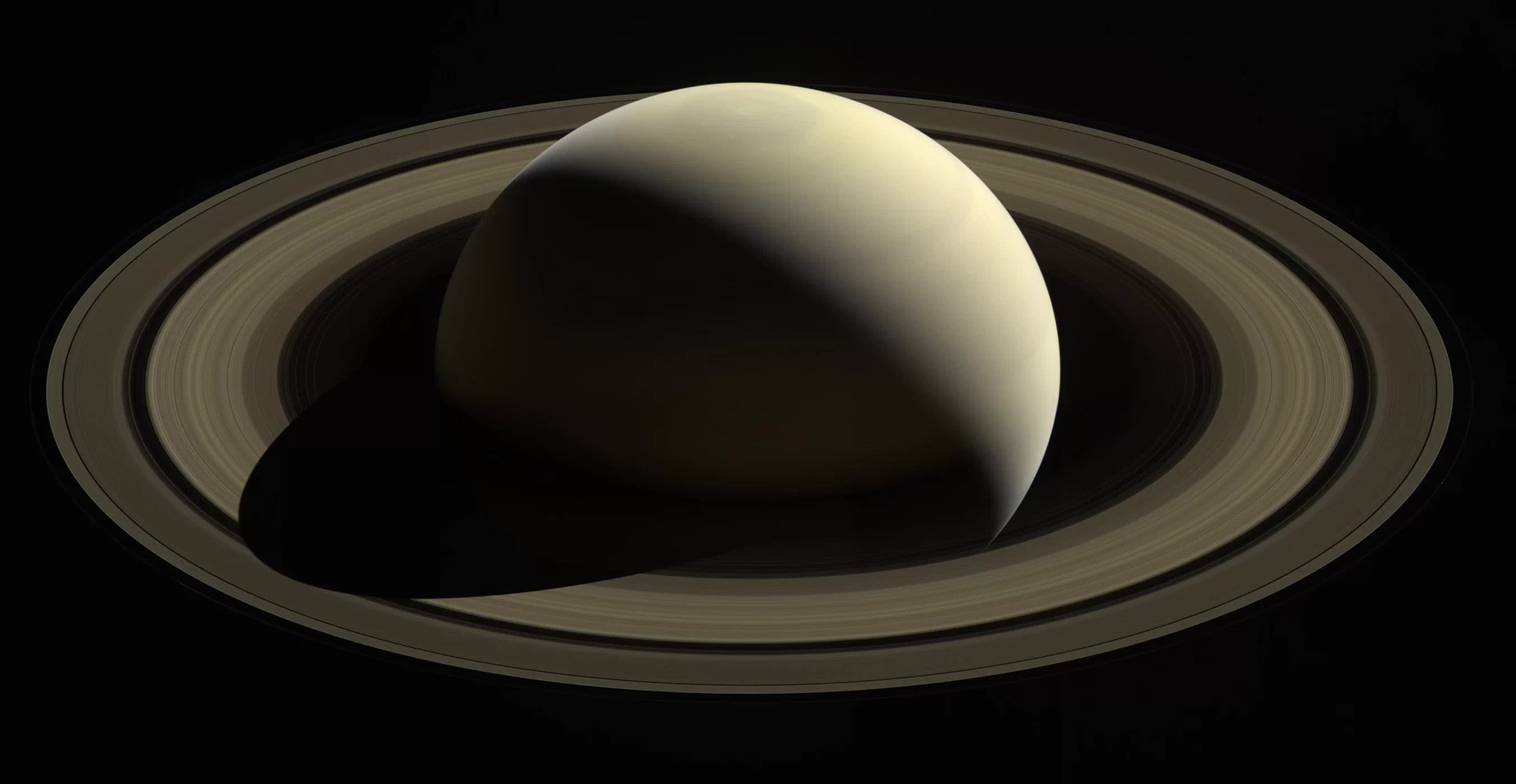 土星是宇宙中最美的星球这颗星球的光环可甩土星几条街