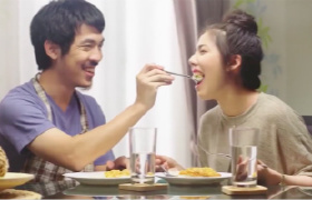 泰国美护品牌微电影，素人情侣演绎“不分手的恋爱”